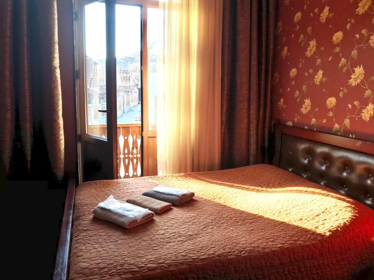 Hotel Aragvi Mtsʼkhetʼa Buitenkant foto