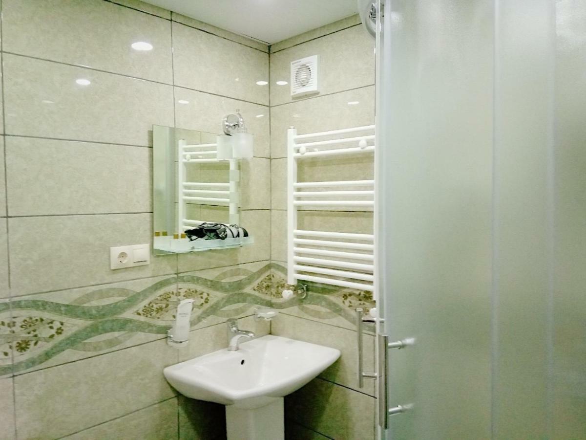 Hotel Aragvi Mtsʼkhetʼa Buitenkant foto