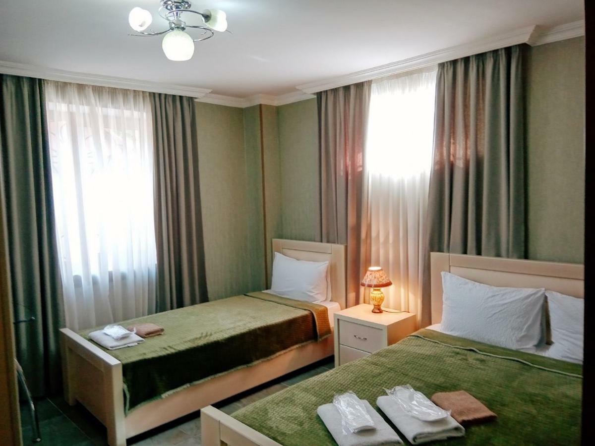 Hotel Aragvi Mtsʼkhetʼa Buitenkant foto